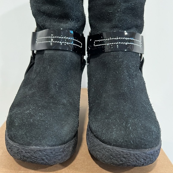 Cole Haan Black Suede Wedge Mid-Calf Pull On Boot Size 7.5 - Picture 5 of 13